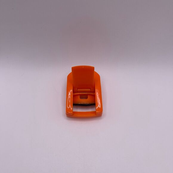 Iconikal Travel Size Orange Eyelash Curler - Picture 5 of 6